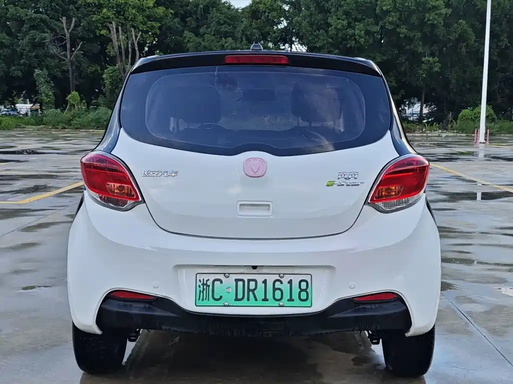 Changan Benben E-Star — миниатюра 4