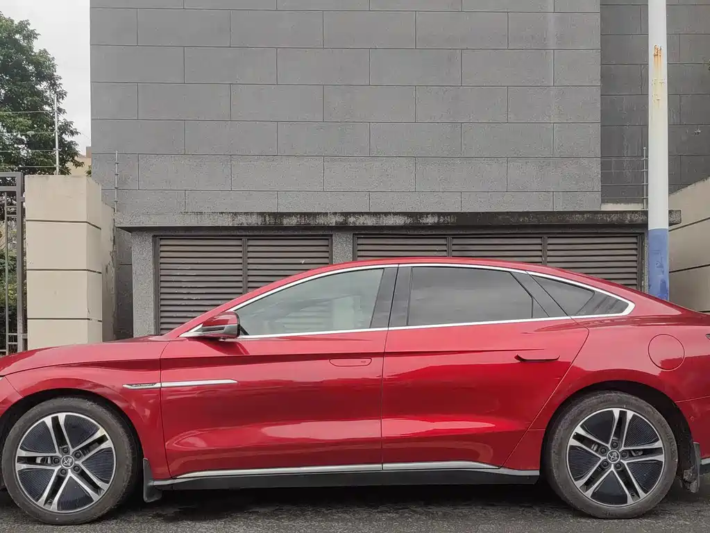 BYD Han — миниатюра 7