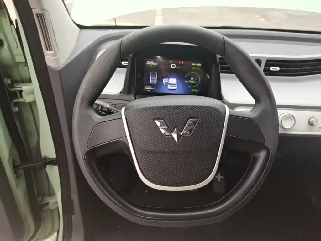 Wuling MINIEV — миниатюра 11