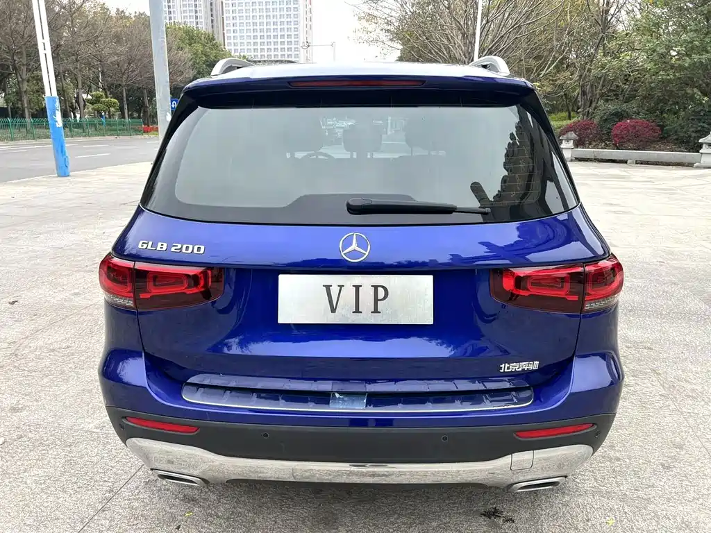 Mercedes-Benz GLB — миниатюра 4