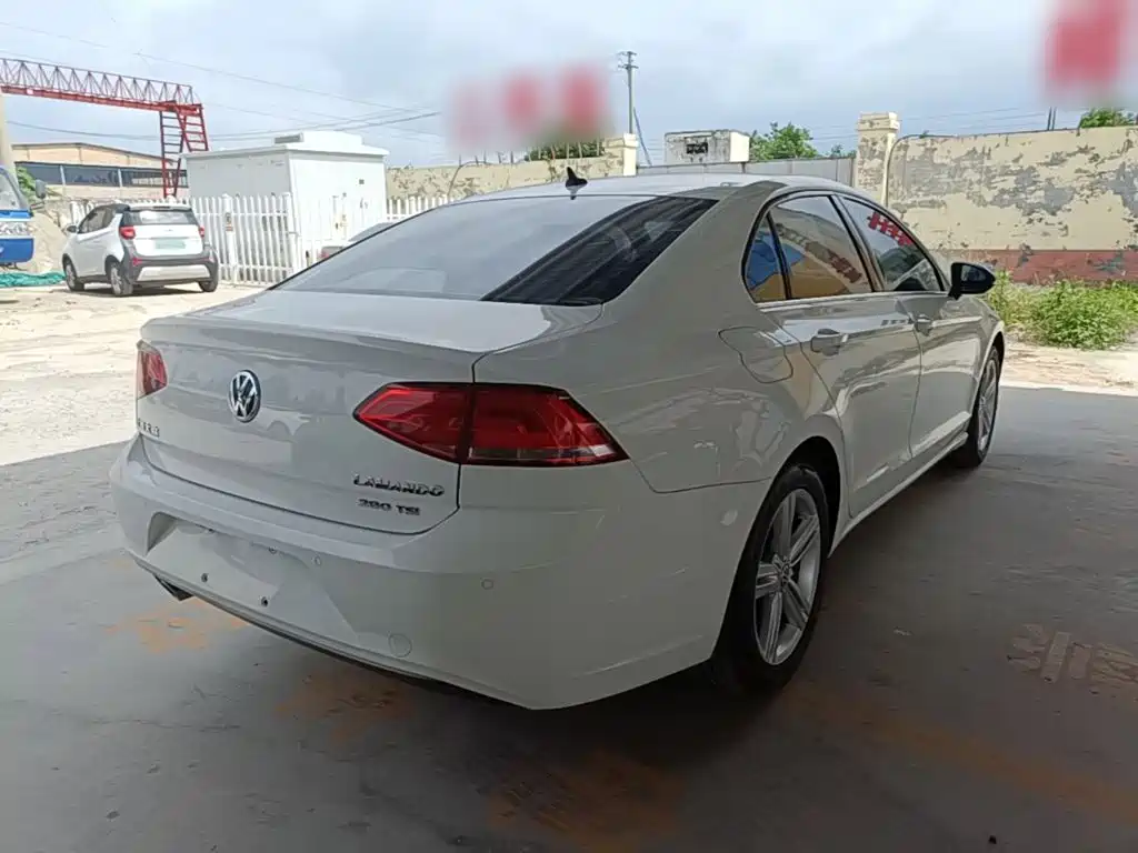 Volkswagen Lamando 2015 280TSI DSG Comfort