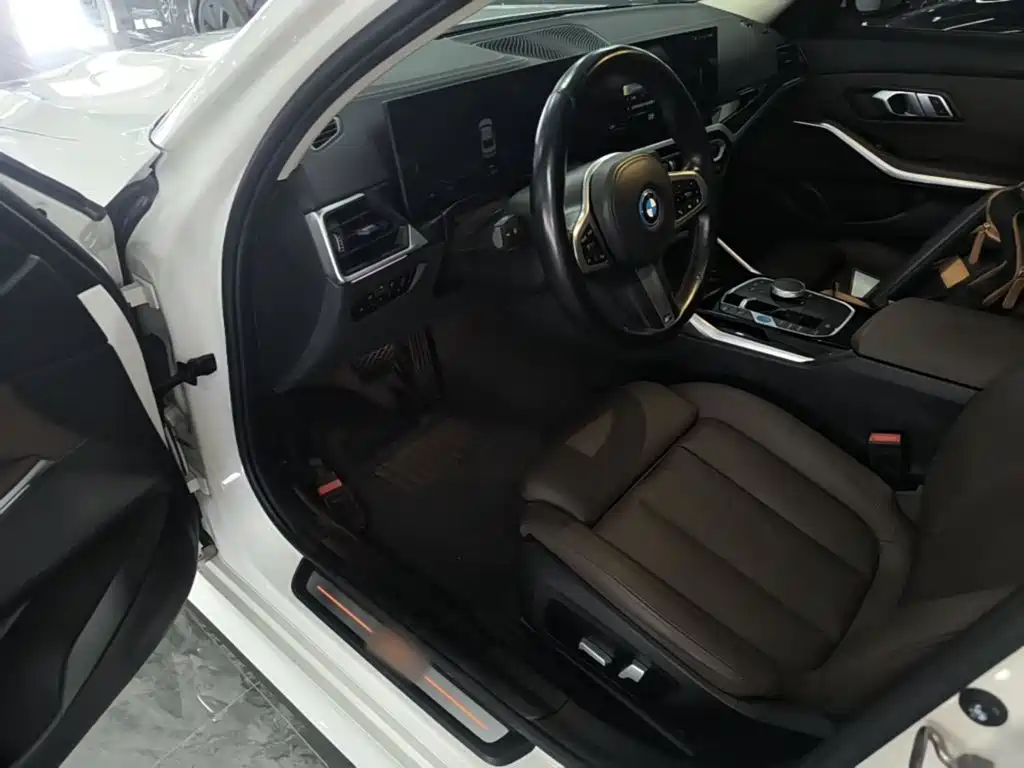 BMW i3 — миниатюра 16