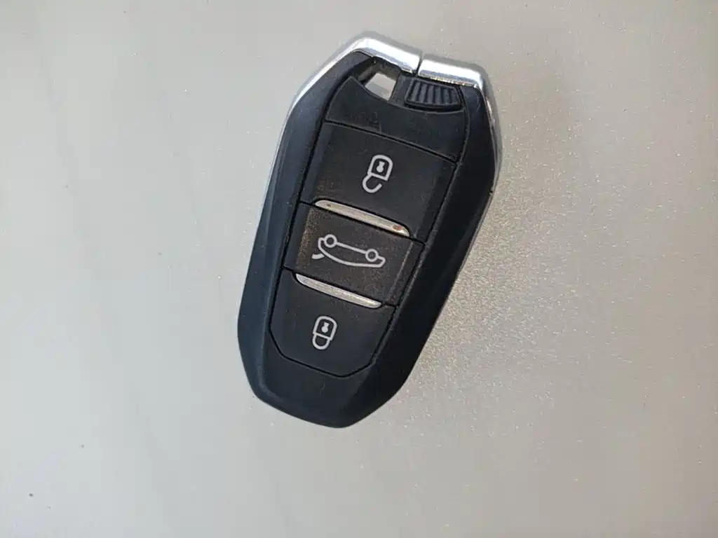 Citroen C6 — миниатюра 9