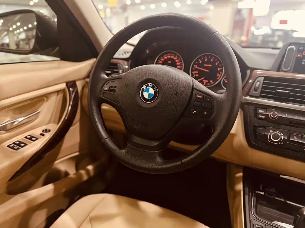 BMW 3 Series — миниатюра 8
