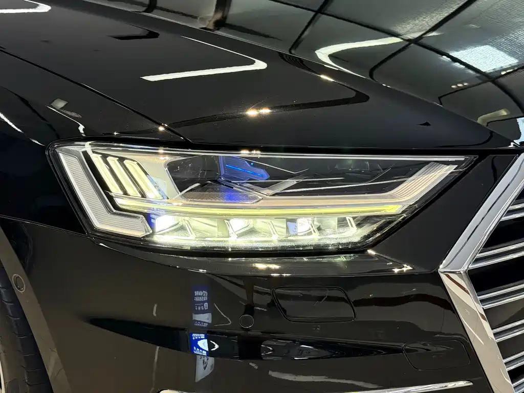 Audi A8 — миниатюра 4