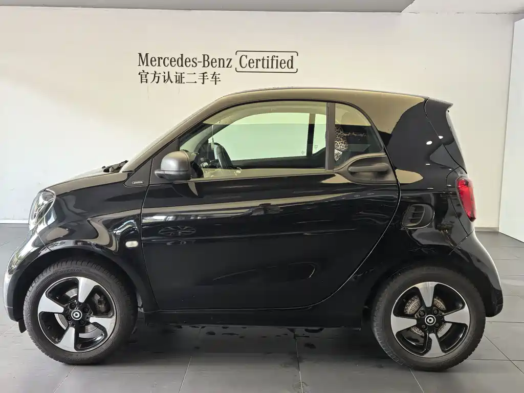 smart Smart Fortwo — миниатюра 2