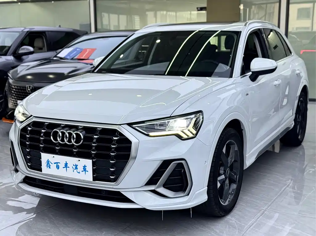 Audi Q3 2021