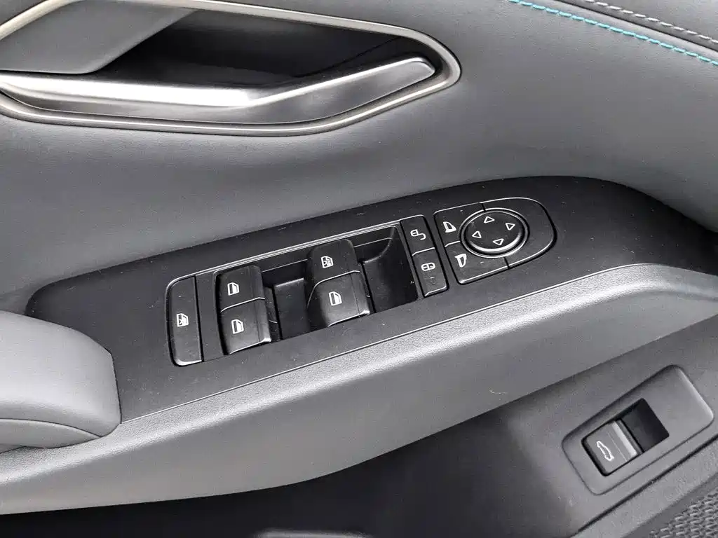 BYD Qin L — миниатюра 9