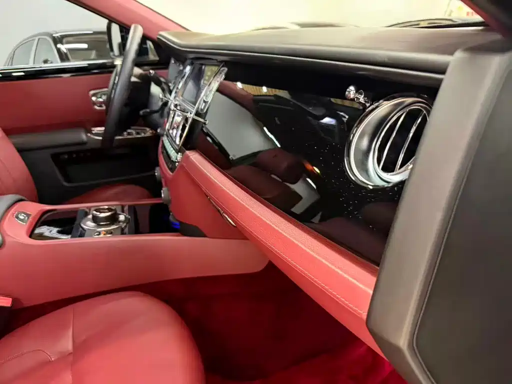 Rolls-Royce Ghost — миниатюра 15