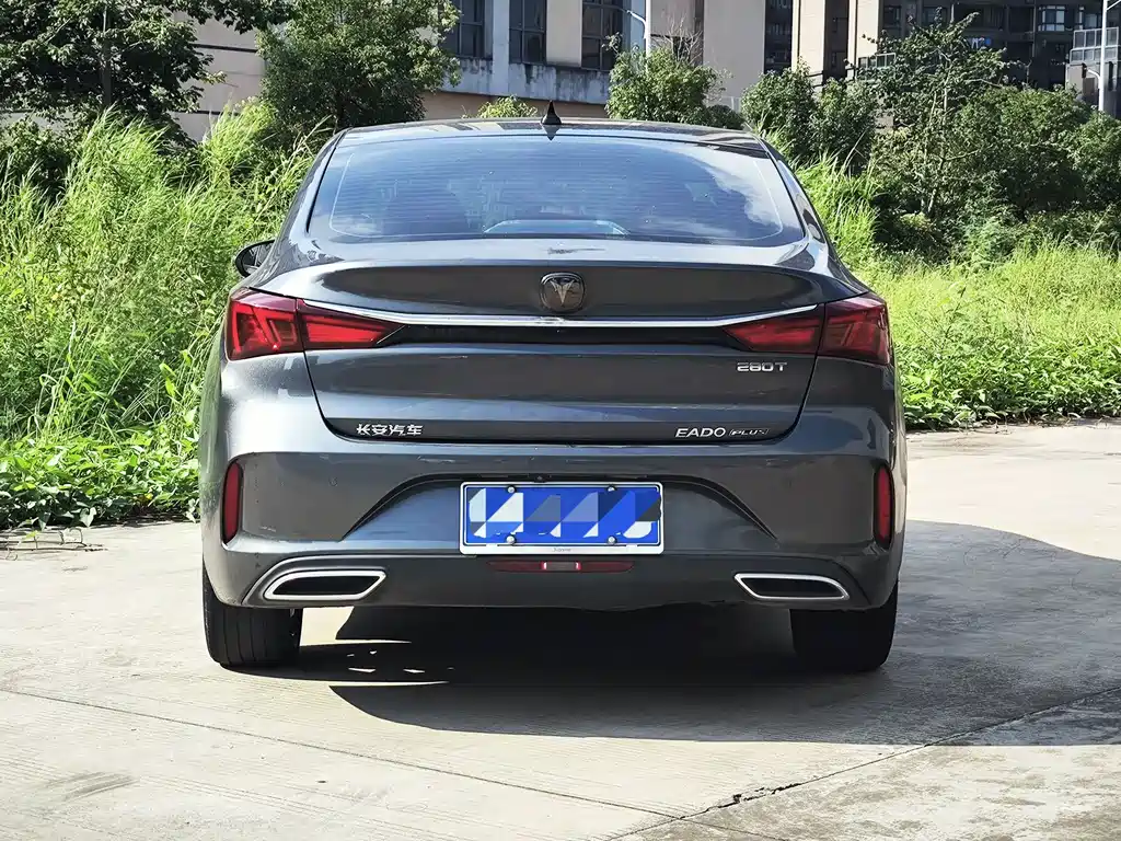 Changan Eado — миниатюра 3