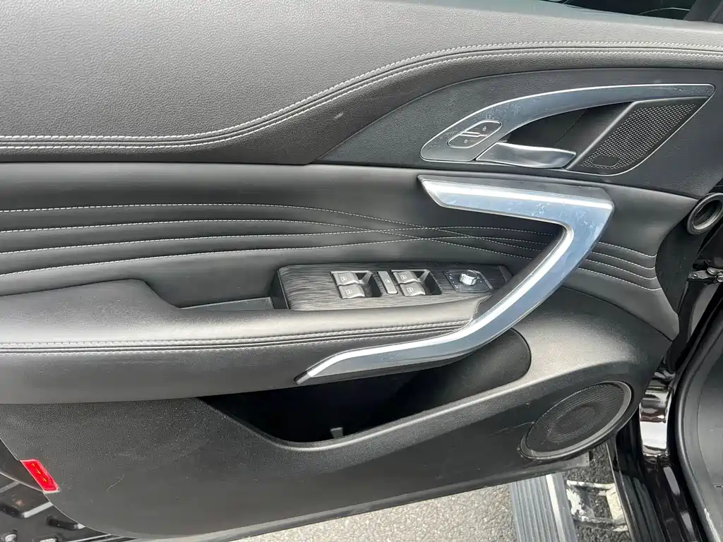 Wey Wey VV7 — миниатюра 9