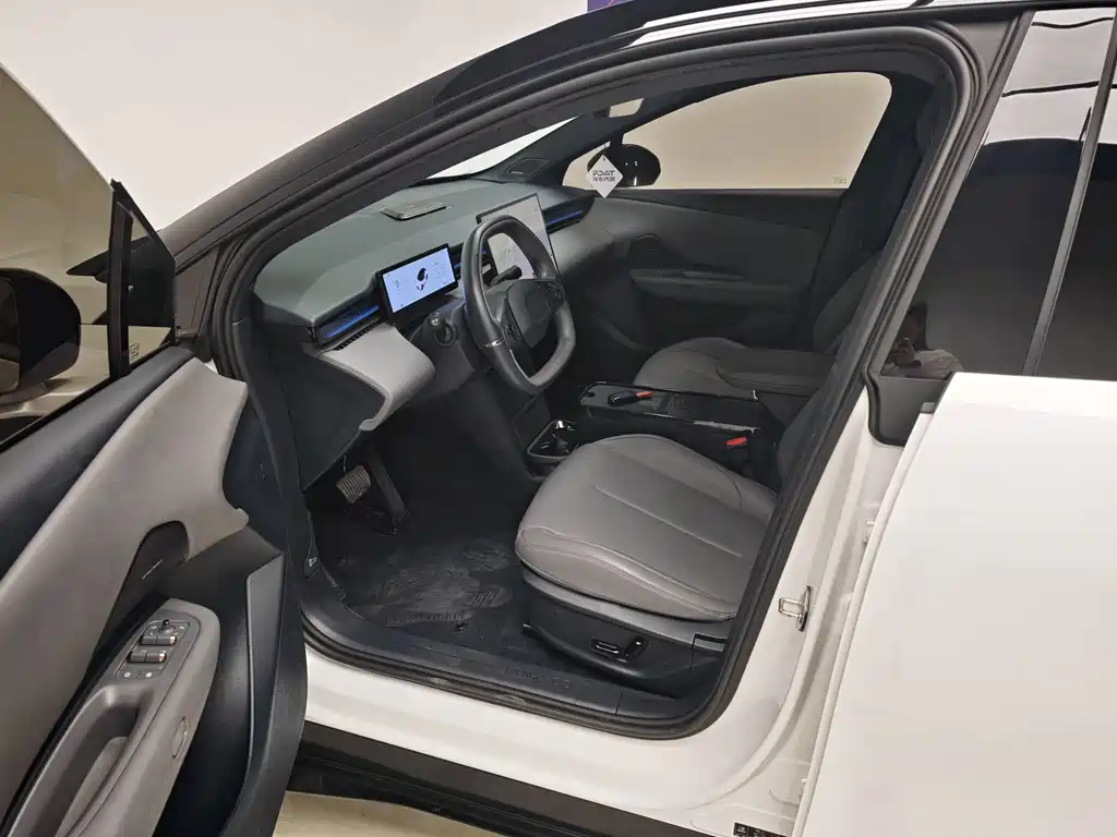 Lynk & Co Z20 — миниатюра 13