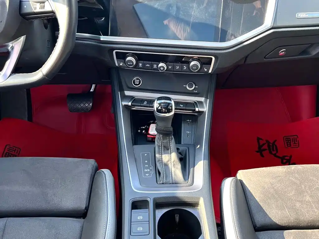 Audi Q3 — миниатюра 12