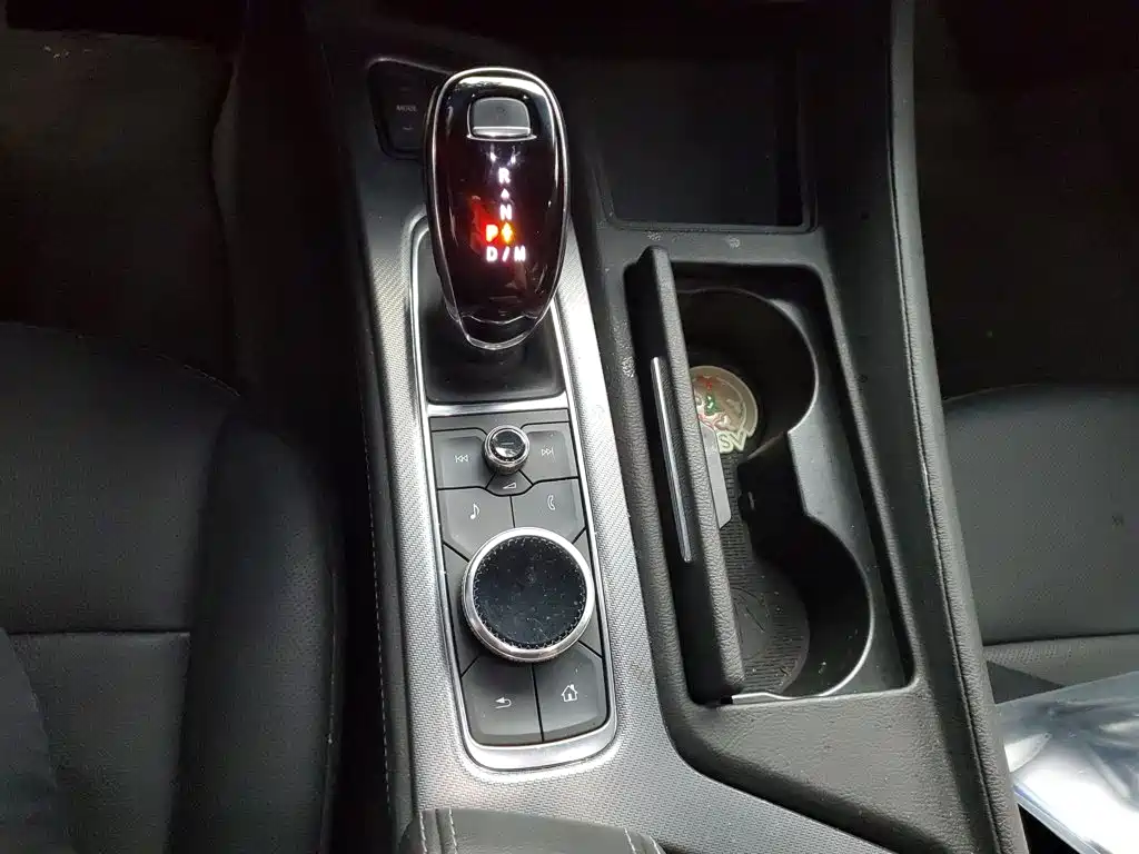 Cadillac CT5 — миниатюра 6