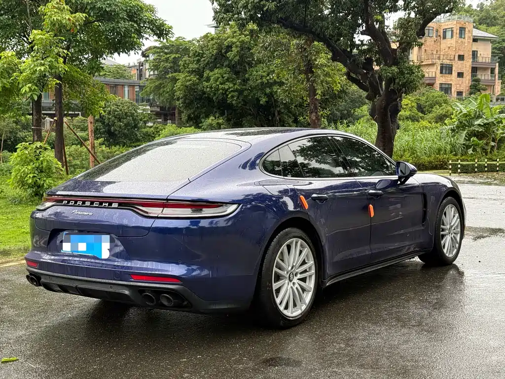 Porsche Panamera — миниатюра 9