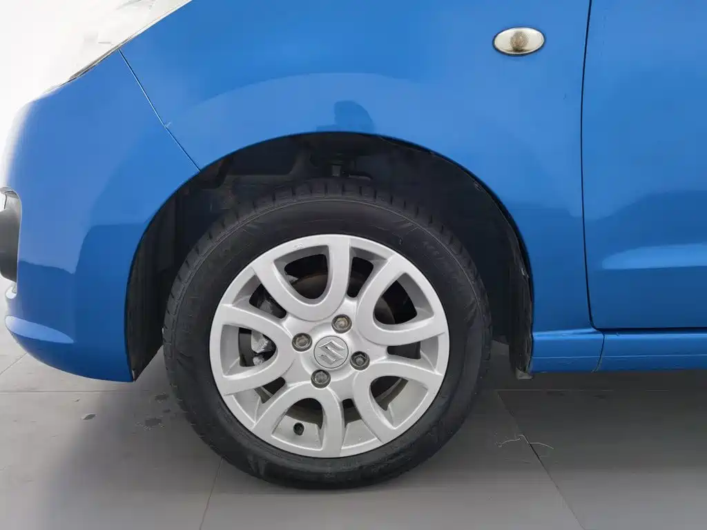 Suzuki Alto — миниатюра 17