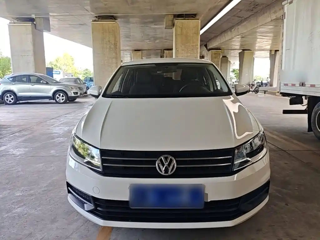 Volkswagen Santana — миниатюра 3