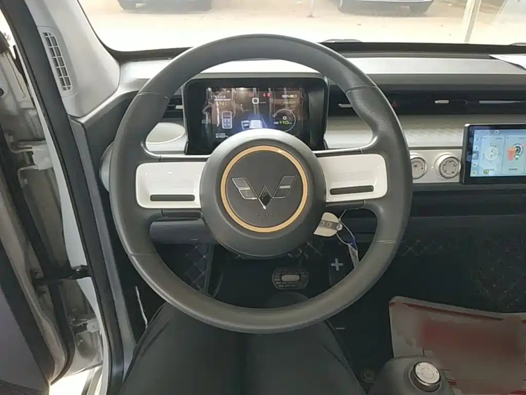 Wuling MINIEV — миниатюра 11