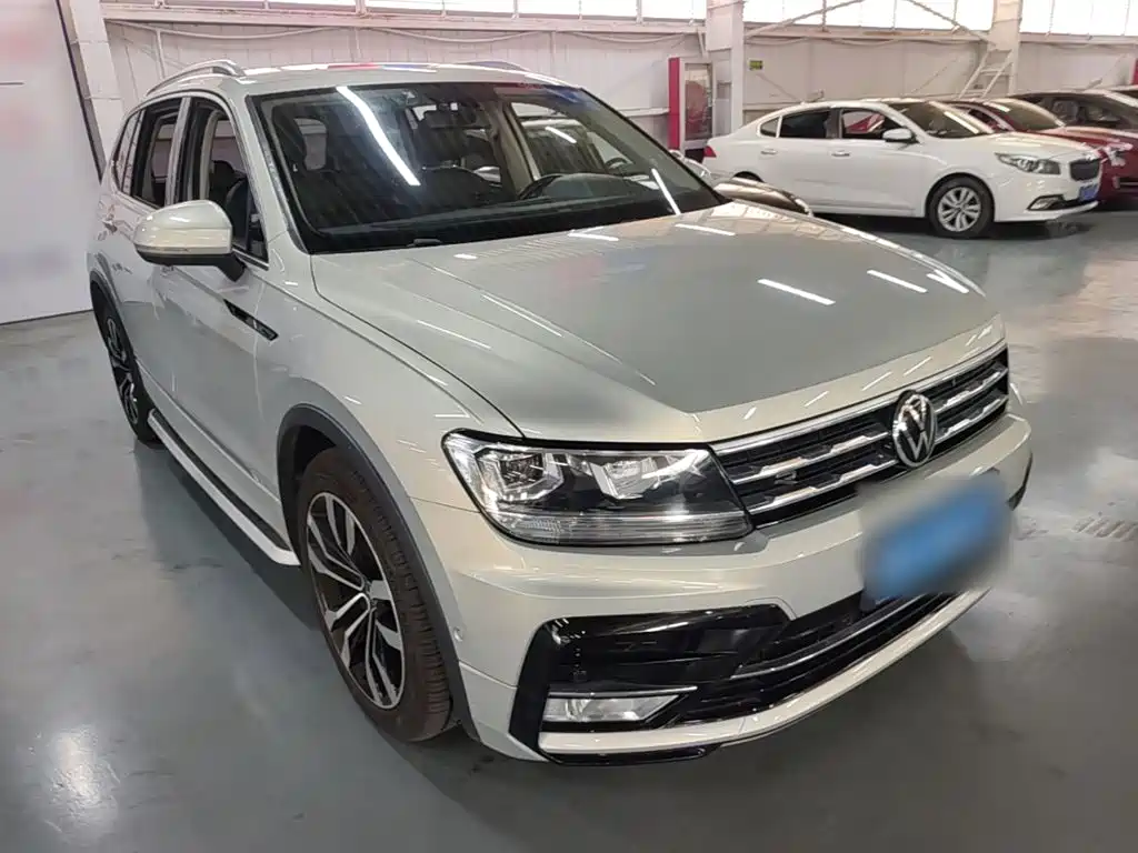 Volkswagen Tiguan L — миниатюра 4