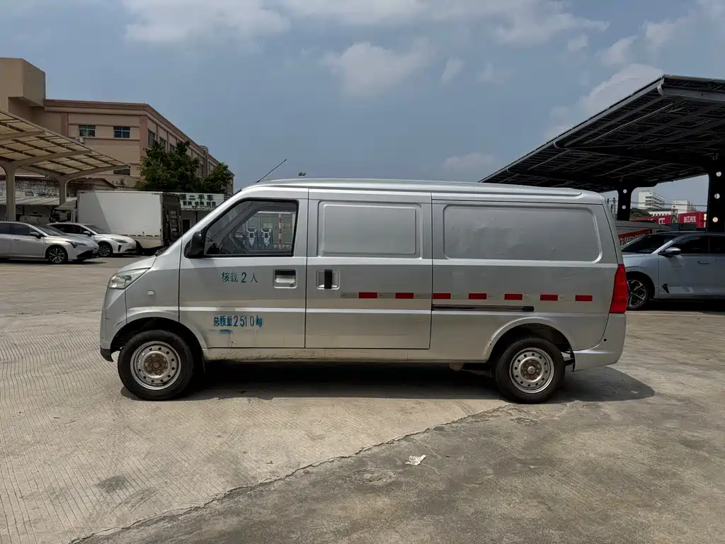 Wuling Wuling EV50 — миниатюра 12