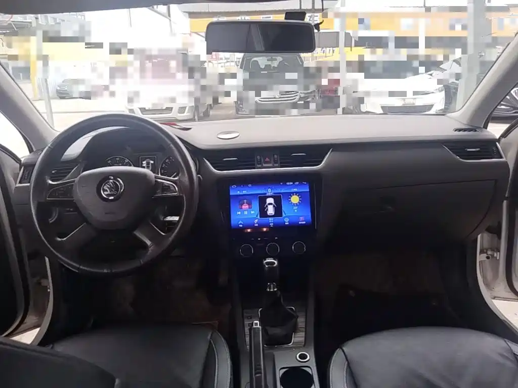 Skoda Octavia — миниатюра 14