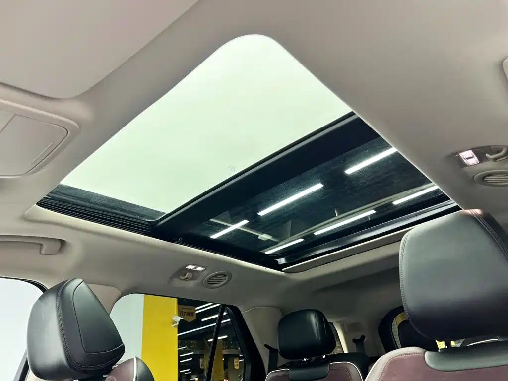 Ford Explorer — миниатюра 16