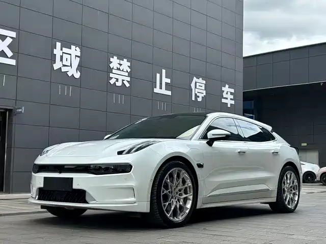 2023 Zeekr 001
