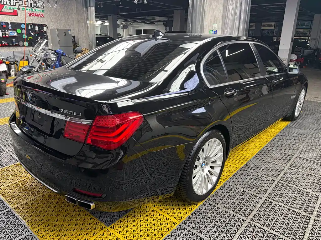 BMW 7 Series 7 2010 760Li