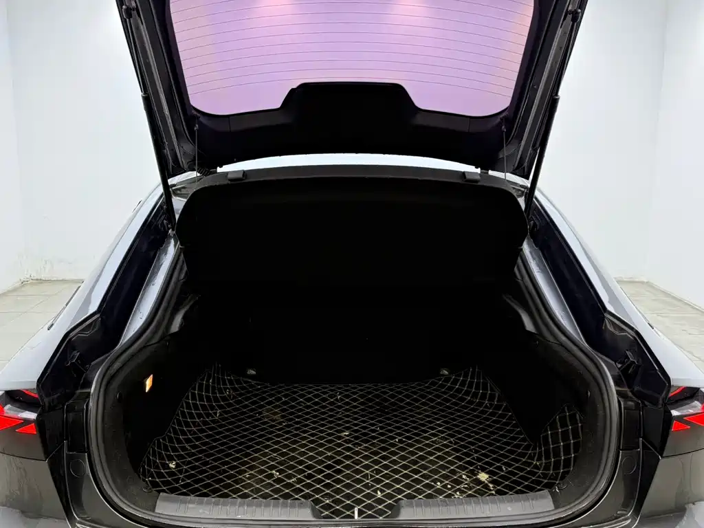 Changan UNI-V iDD — миниатюра 13