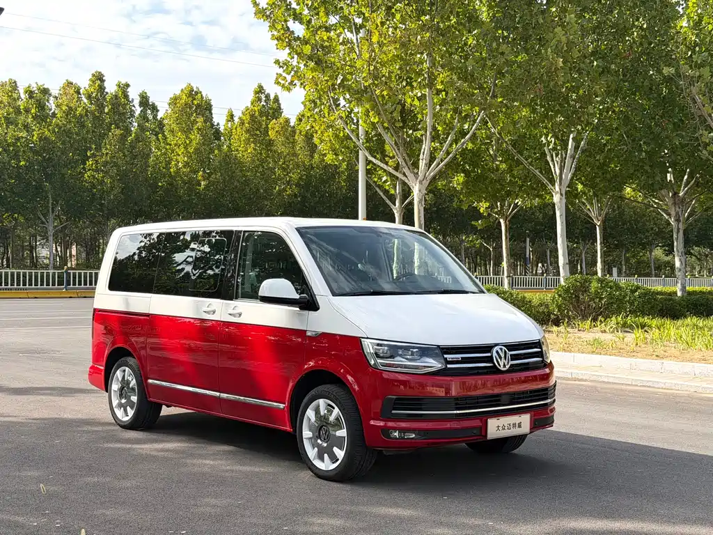 Volkswagen Multivan — миниатюра 3