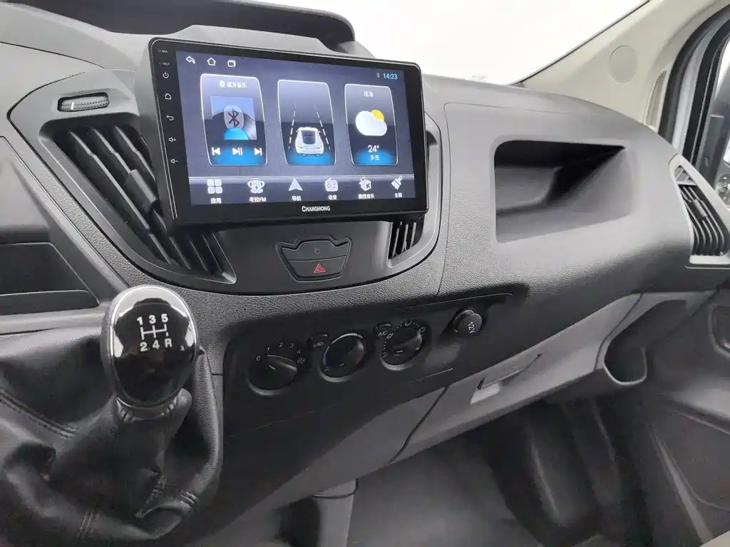 Ford Transit — миниатюра 12