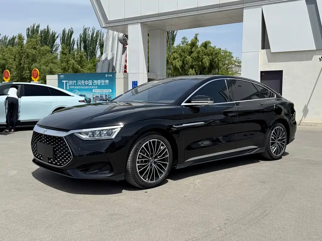 2023 BYD Han - zdjęcie 1 z 24
