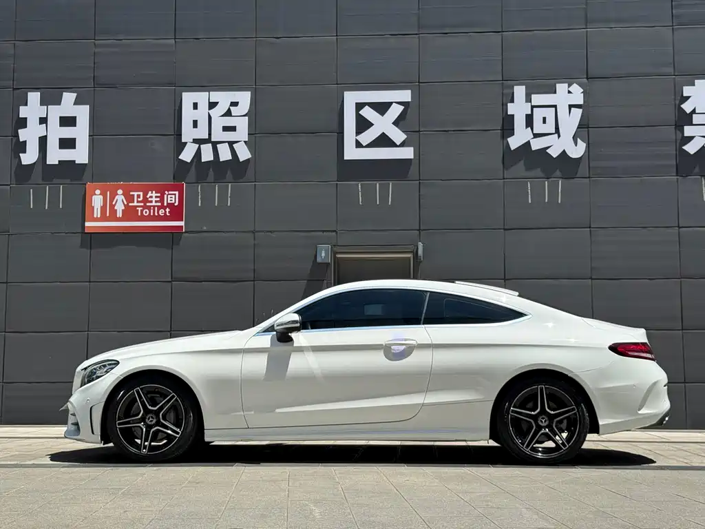 Mercedes-Benz C-Class (Import) — миниатюра 10