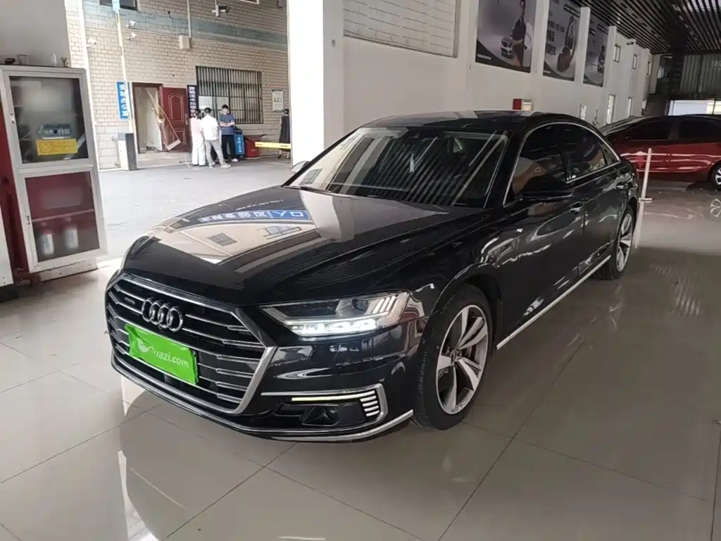 Audi A8 New Energy — миниатюра 2