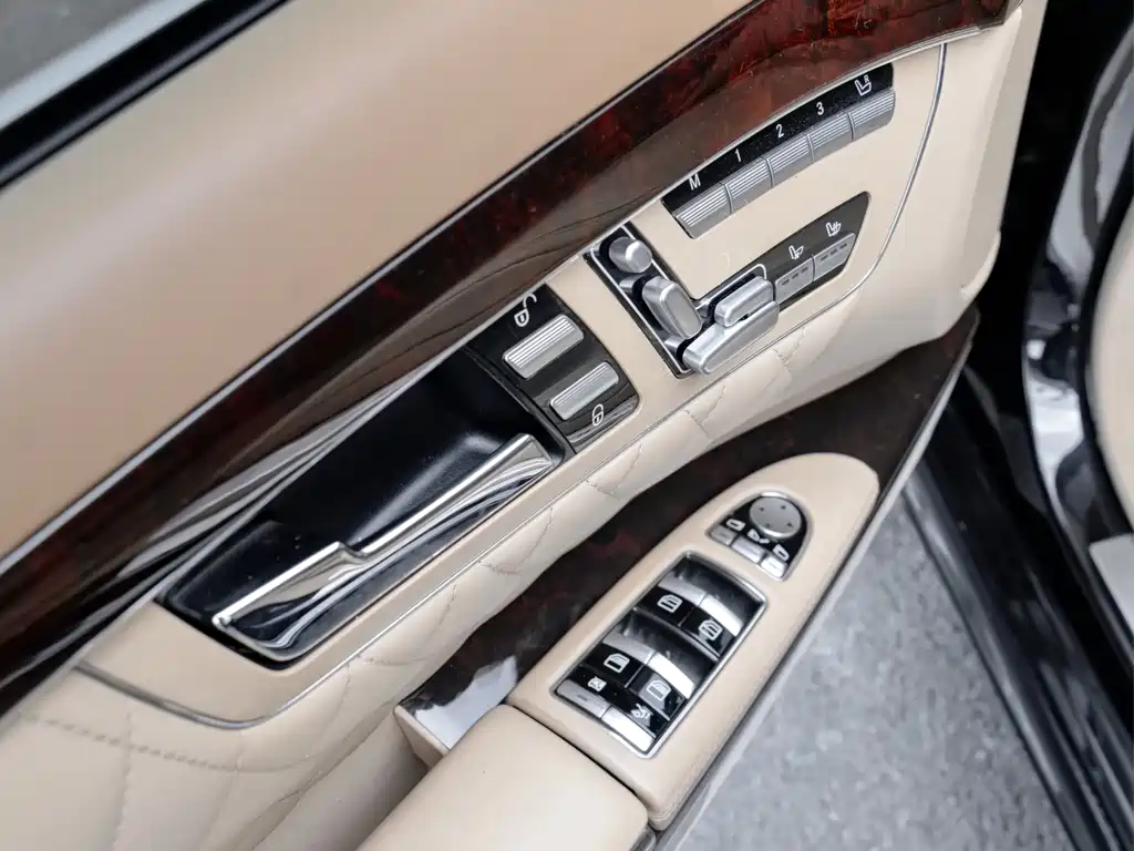 Mercedes-Benz S-Class AMG — миниатюра 17