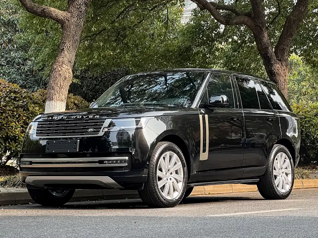 Land Rover Range Rover 2024 3.0 L6 360PS
