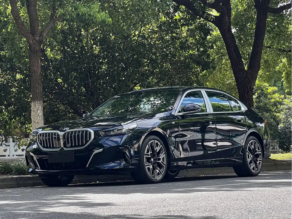 BMW 5 Series 5 2025 530Li Premium M Sport