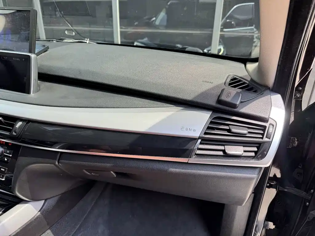 BMW X5 (Import) — миниатюра 24