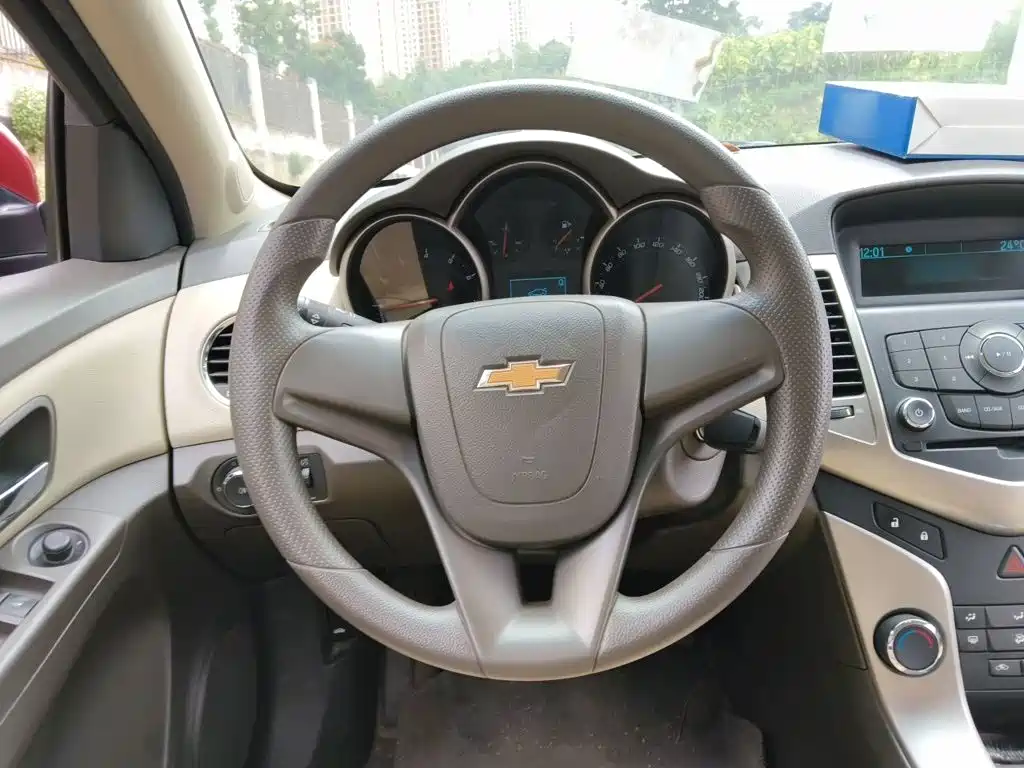 Chevrolet Cruze — миниатюра 11