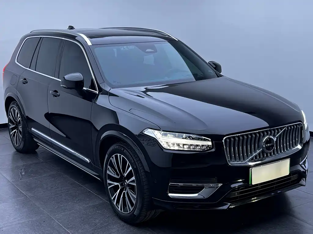 Volvo XC90 PHEV — миниатюра 3
