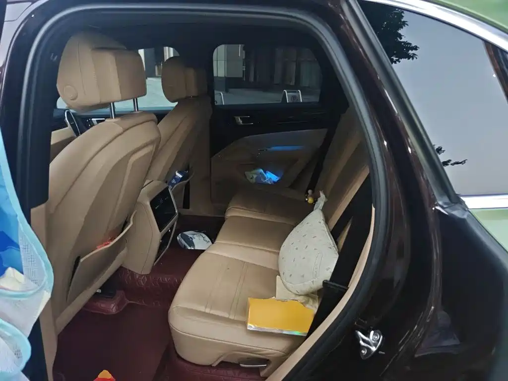 Porsche Cayenne — миниатюра 18