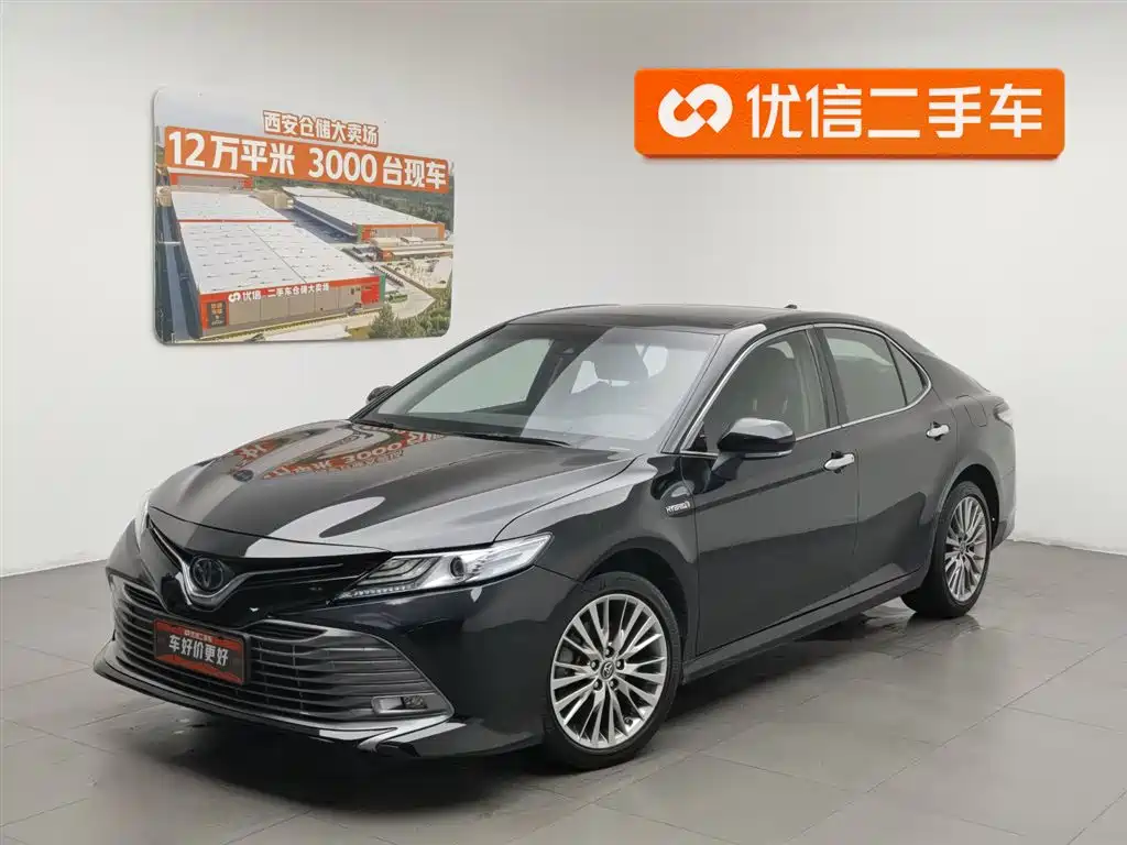 Toyota Camry 2019
