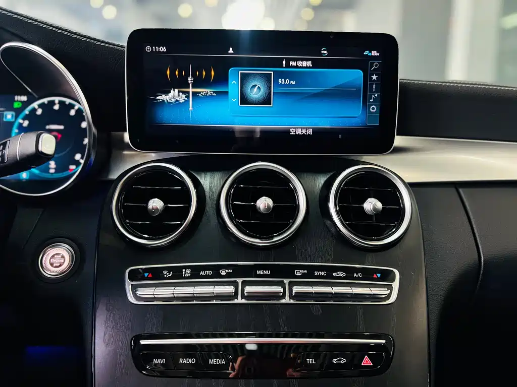 MERCEDES-BENZ C CLASS