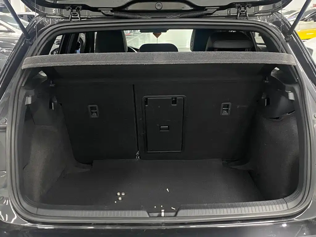 Volkswagen Golf — миниатюра 16