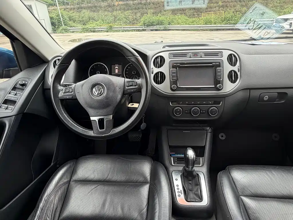 Volkswagen Tiguan — миниатюра 8