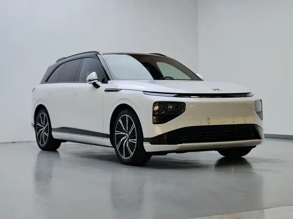 XPeng G9 — миниатюра 3