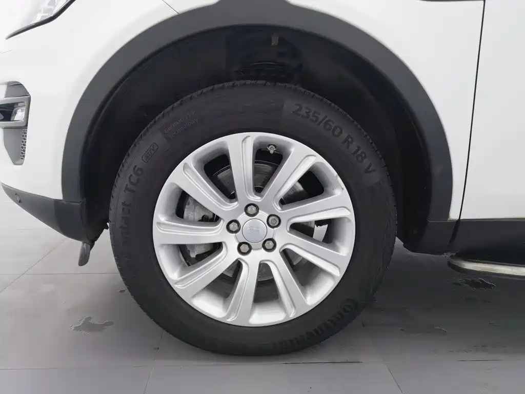 Land Rover Discovery Sport — миниатюра 17