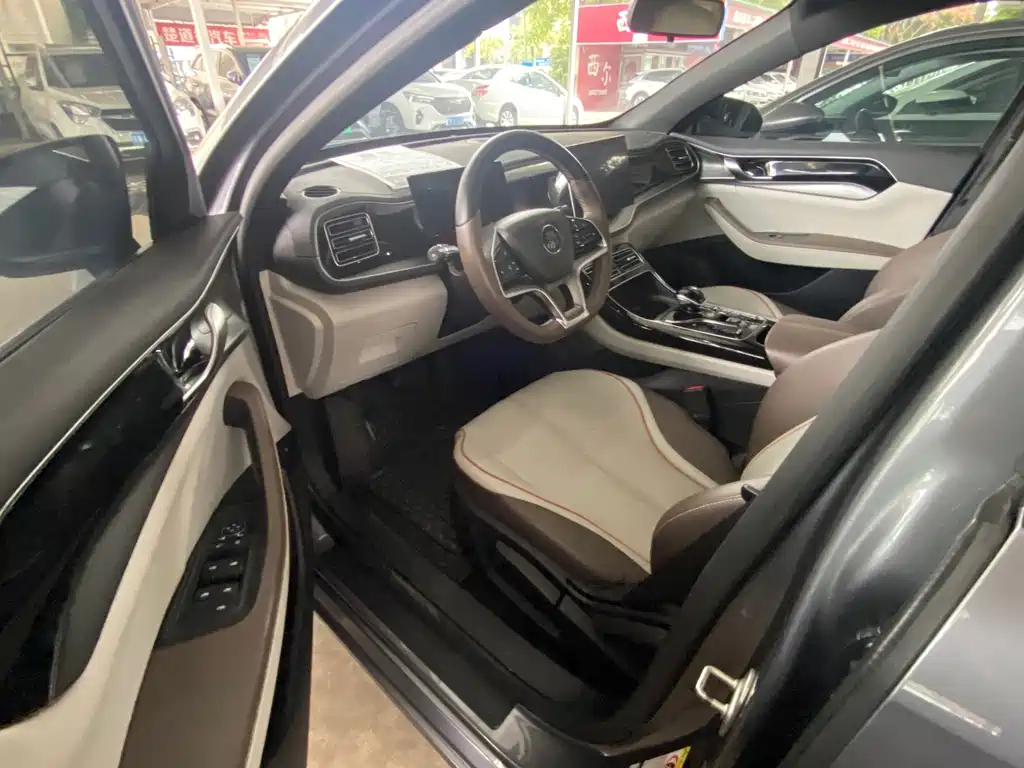 BYD Qin PLUS — миниатюра 3
