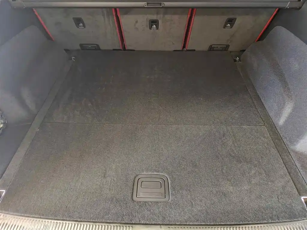 Audi SQ7 — миниатюра 6