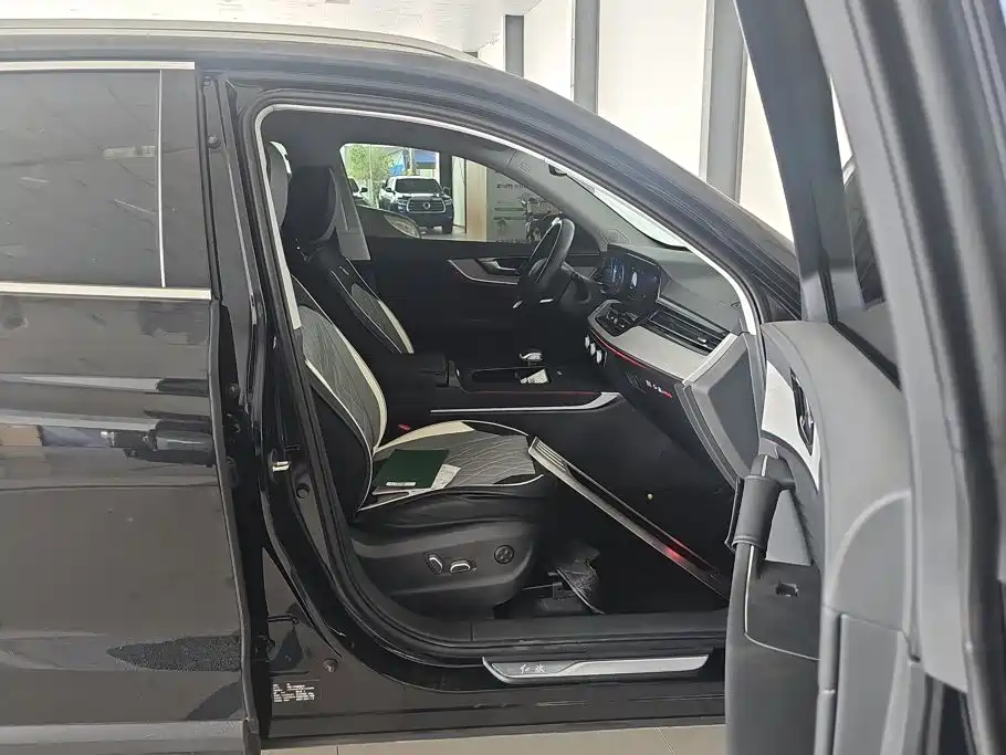 Hongqi Hongqi HS5 — миниатюра 8
